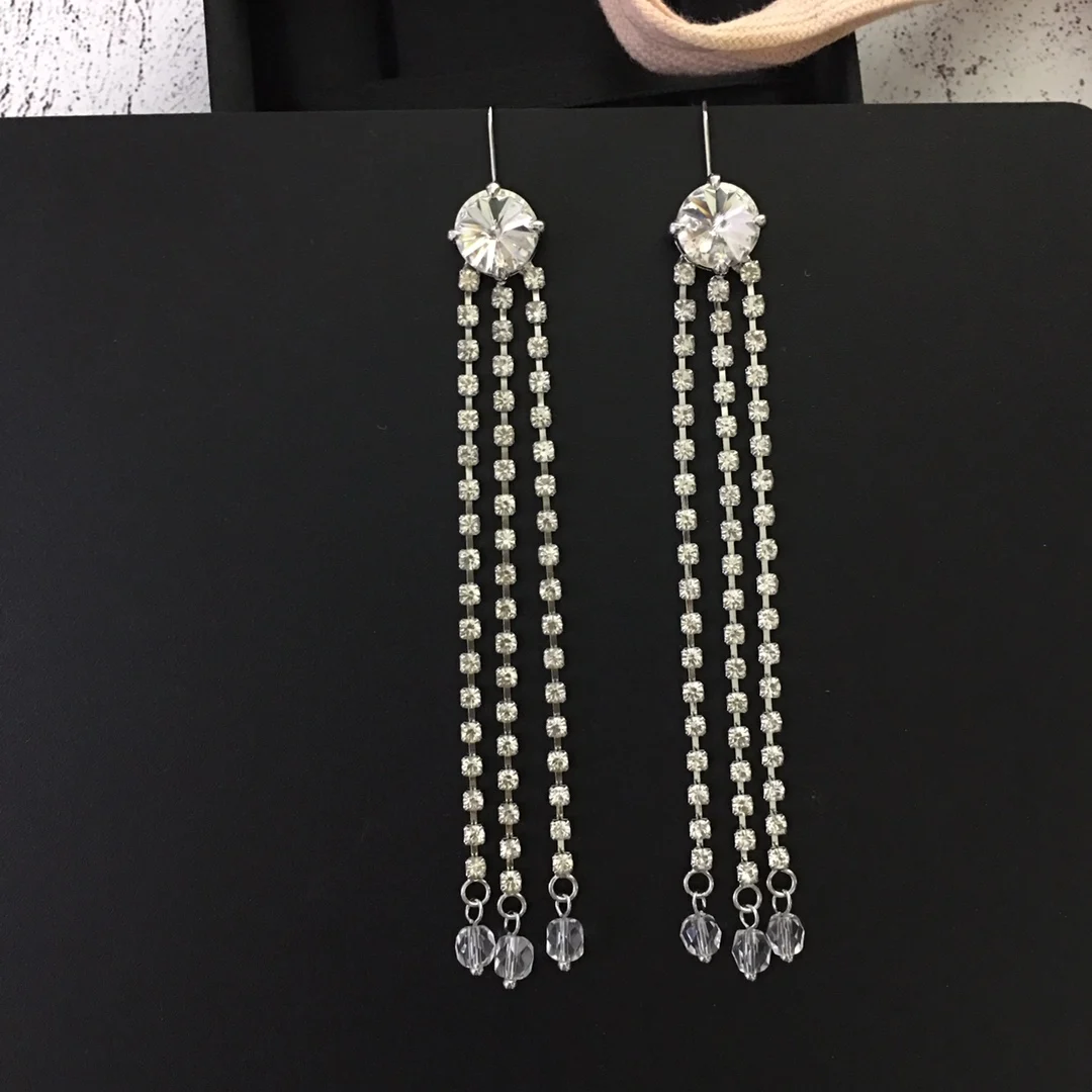 

Серьги с подсветкой в форме цветка из смолы