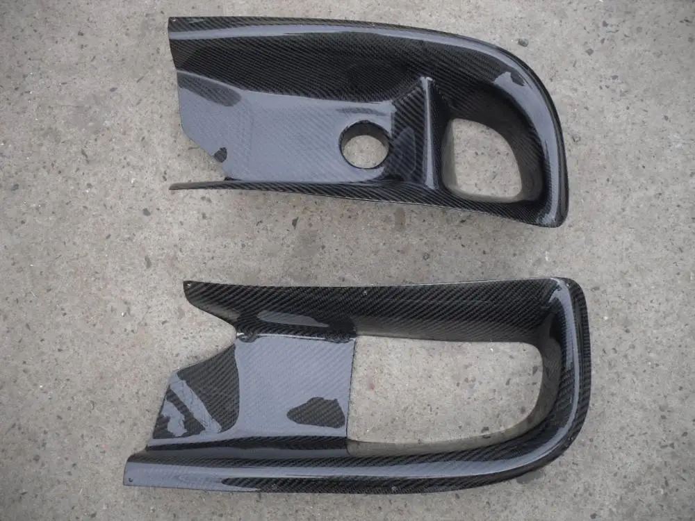 Направляющая для очистки масла и воздуховода переднего бампера из углеродного