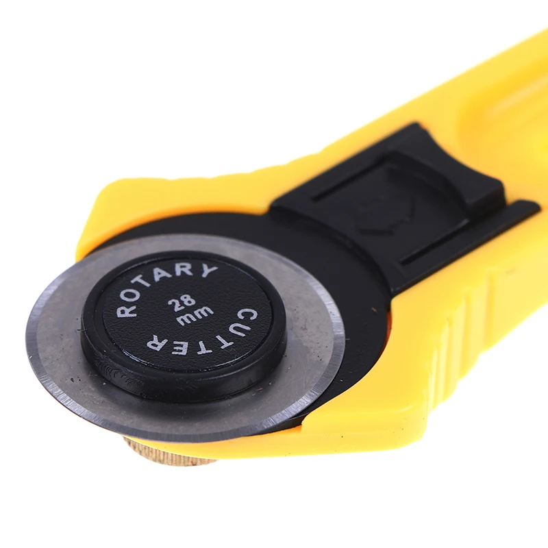 

1PC Cloth Rotary Patchwork Roller Wheel Round Knife Cutter DIY Crafts Cutting Tool safer