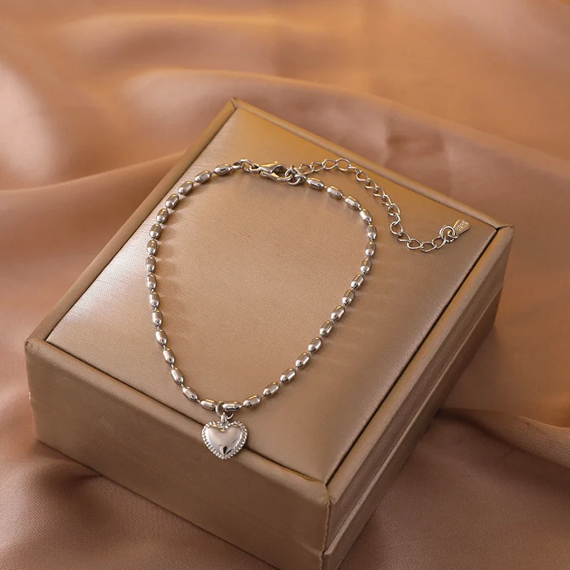 

Fashion aesthetic best-selling heart-shaped bracelet with ms contracted temperament joker character