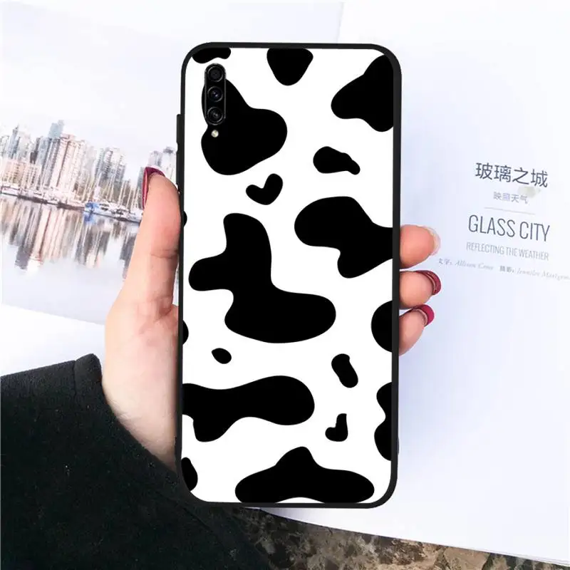 

White Black Cow Symbol Phone Case For Samsung galaxy S 21 20 10 8 A 50 21s 51 71 70 40 20 20e note 10 plus Ultra 5g fe