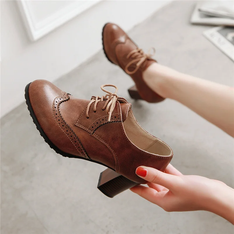 

AGODOR Women Oxfords British 2020 Spring Autumn Round Toe Chunky Block High Heels Brogue Shoes Lace Up Wing Tip Fretwork Shoes