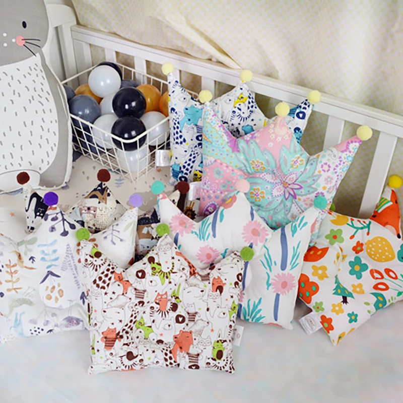 Baby Shaping Pillow Flat Head Newborn Dot Bedding Pillows Protection Pad Anime Room Decoration Accessories YCZ047 |