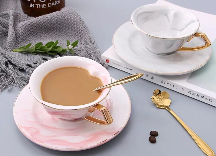 Ceramic Coffee Cup Set English Afternoon Tea Set Heart shaped Mug Tea Couple Cup and saucer Coffee Set Gift for lover