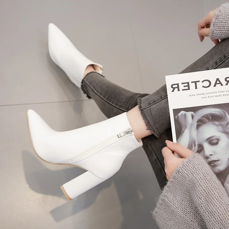 

Женские короткие сапоги Новинка Осень-зима 2020 универсальные сапоги из сетчатой ткани на толстом каблуке с квадратным носком на высоком каб...