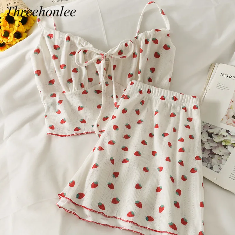 

Sweet Women Two Piece Sets Summer 2021 Strawberry Print Bow Short Camisole Andwide Leg Shorts Cute Ins Fashion Female Suits
