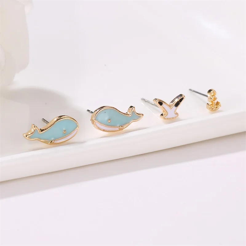 Женские корейские милые серьги в виде Кита синего цвета изысканные