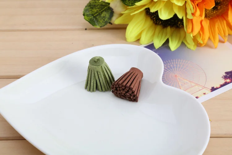 20 шт. 3,4 см замша кожа кисточкой бахрома DIY аксессуары серьги ювелирные изделия фурнитура брелок для телефона ремесло ремни кулон кисточки