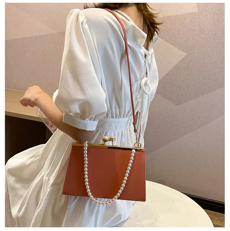 

Luxury Pearl Handle Handbags And Purses Fashion Flap Shoulder Bags For Women Solid Simple Crossbody Bags Lady Small Tote