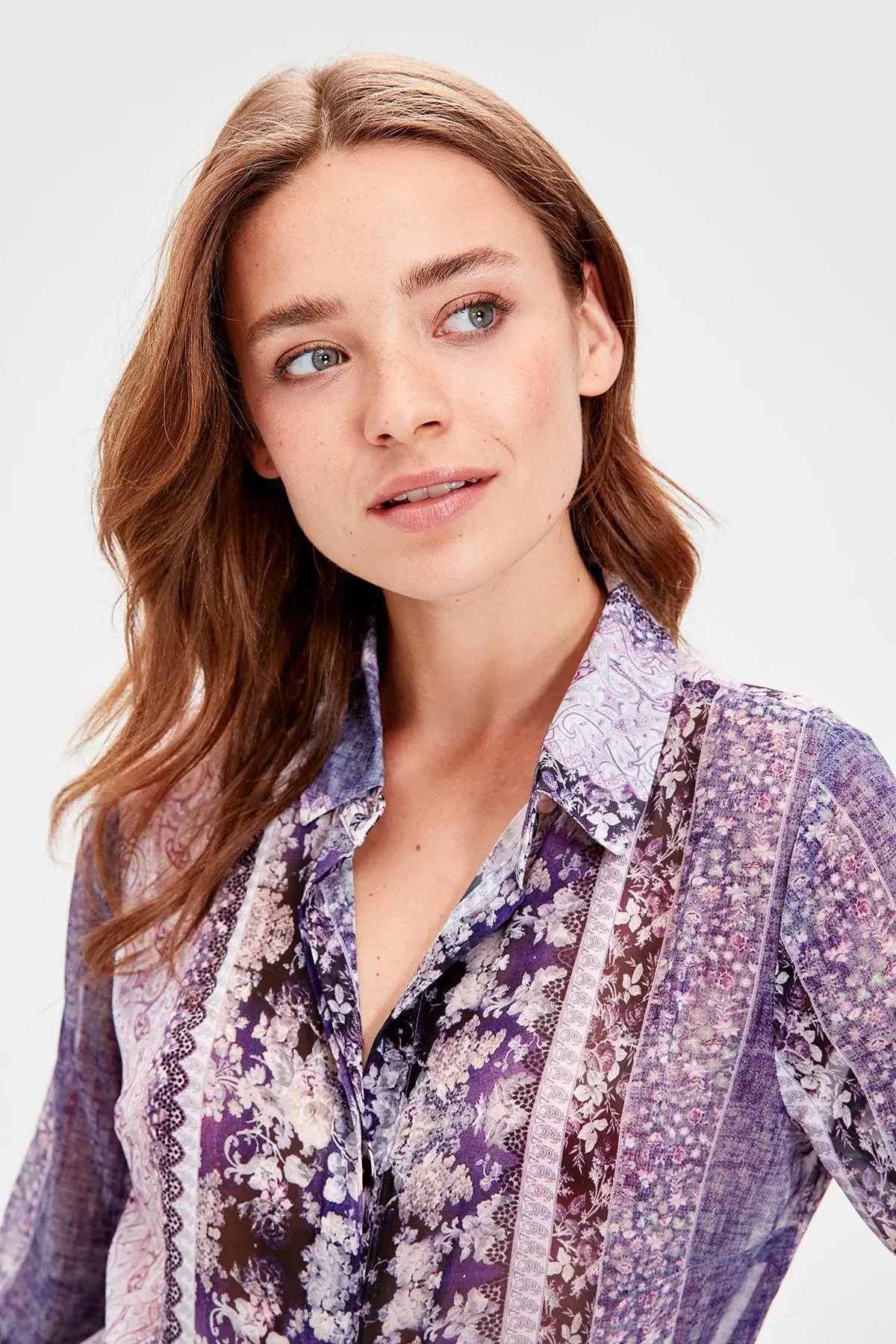 Trendyol фиолетовый Узорчатая рубашка TWOAW20GO0185