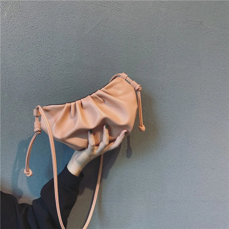 

French Niche Bag Foreign Style Women 2020 New Fashion Korean Single Shoulder Bag Fashion Messenger Bag