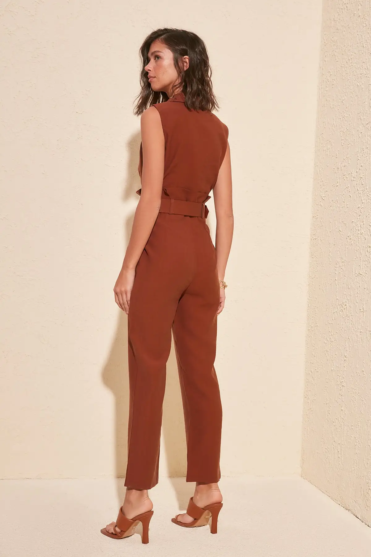 

Trendyol Arched Jumpsuit TWOSS20TU0088