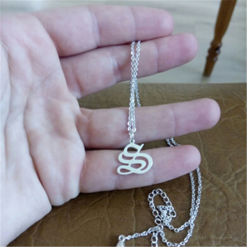 Старое Английское обычное Столичное начальное A-Z ожерелье с буквенным принтом