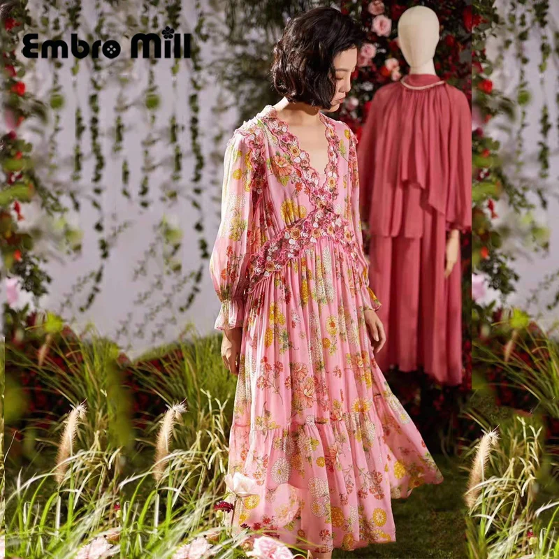 

Spring And Summer New High-End V-Neck Spliced Three-Dimensional Decoration Lace+Printing Silk Loose Holiday Lady Dress S-XL