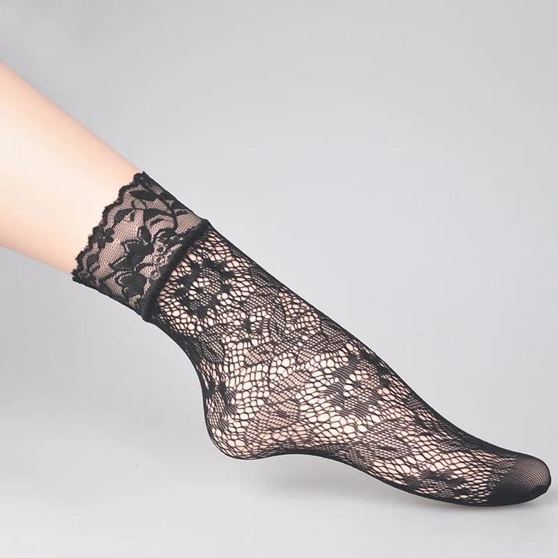 Elegant Women Lovely Girls Summer Fashion Sexy Lady Soft Black Lace Ruffle Fishnet Mesh Lace Short Ankle Socks Ultrathin