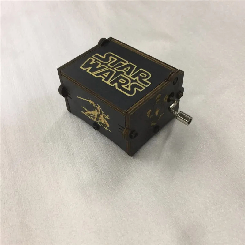 Деревянная музыкальная шкатулка ручной работы с выгравированной тематикой