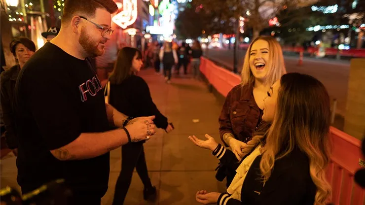 Вращаются (уловки и онлайн инструкции) магические трюки от Николая Лоуренса