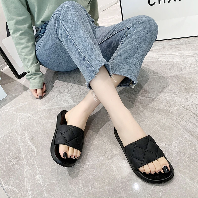 

Flat Shoes Female Slippers Soft Slides Platform Slipers Women Low Comfort Massage 2021 Rome PU Rubber Concise Casual Leisure