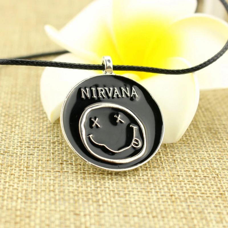 Черный Ретро Nirvana Подвески ожерелье для женщин/мужчин девочек и мальчиков Ювелирные изделия Подарки Веревка Цепи простые ожерелья Аксессуары