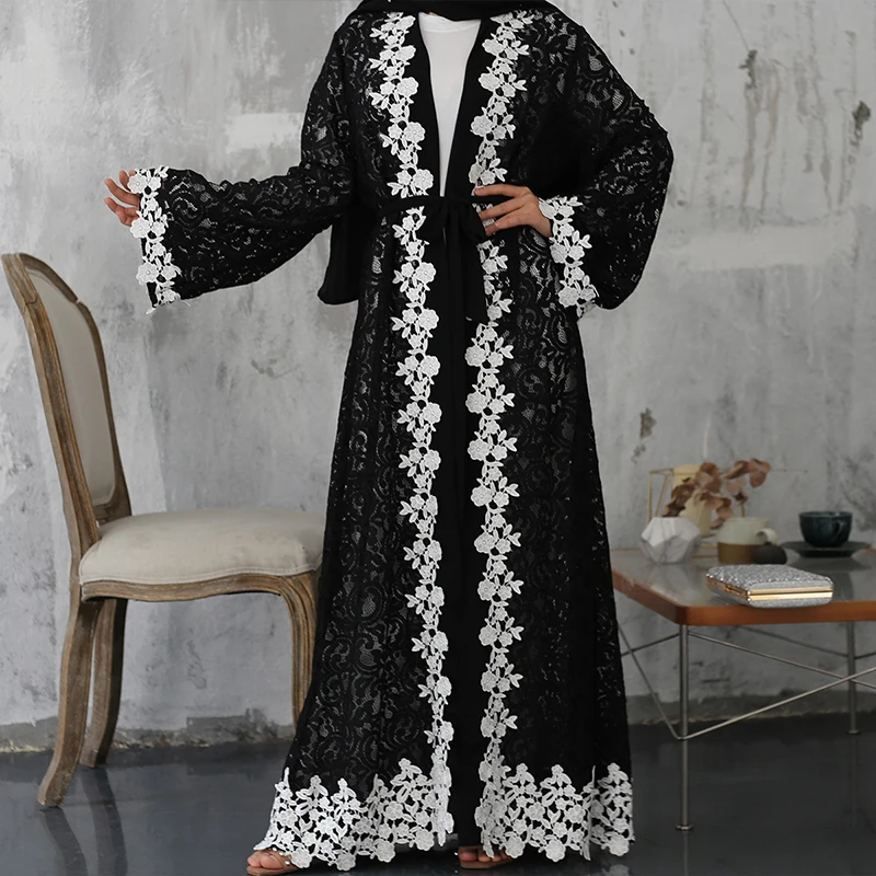 

Siskakia Middle East Abaya 2020 New Full Lace Black White Stitching Dubai Islamic Turkish Cardigan Abaya Kimono Outerwears Eid