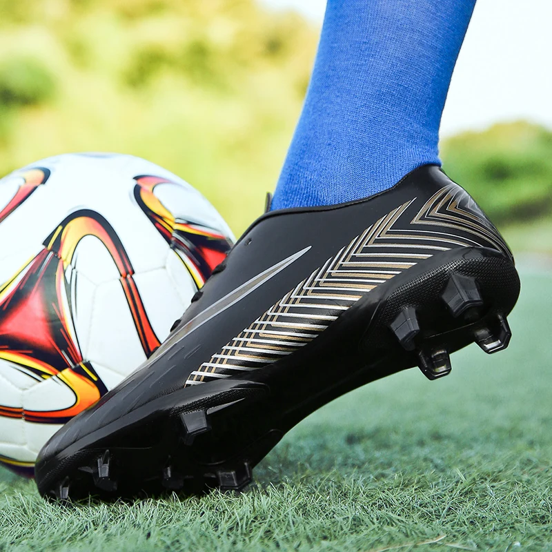 

Football Boots Men Sneakers Soccer Boots Turf Football Boots Kids Soccer Cleats AG/FG Spikes Training Sport Futsal Shoes