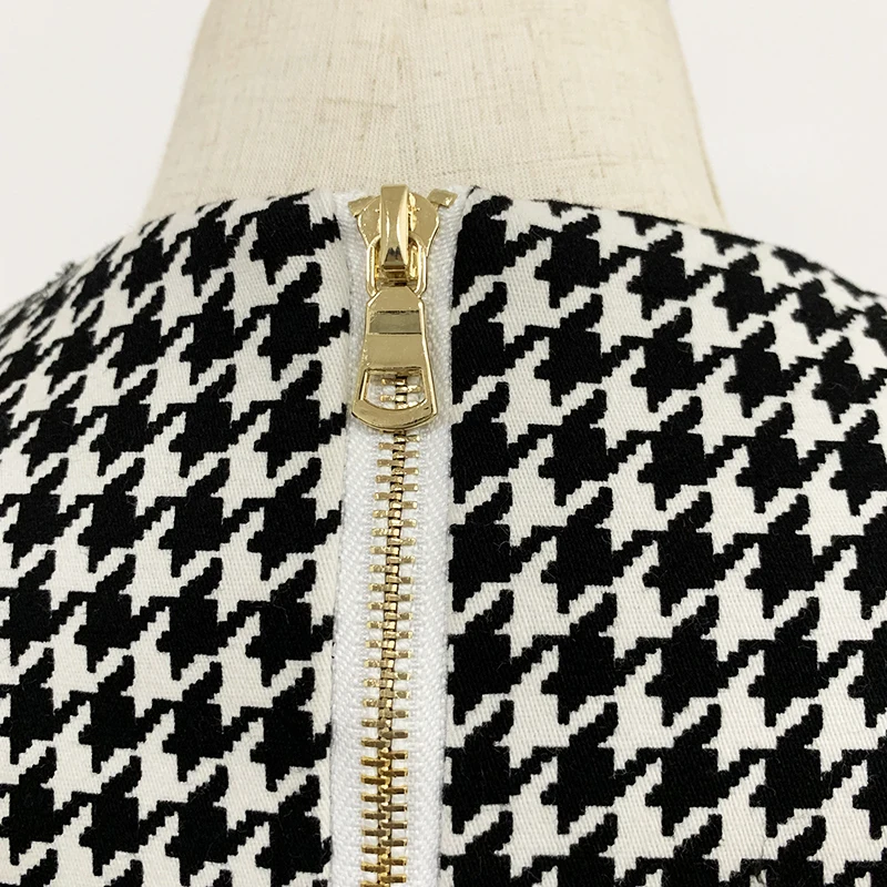 

UKCNSEP Newest 2020 High Quality Designer Runway Dress Women's Long Sleeve V-neck Metal Buttons Embellished Houndstooth Dress