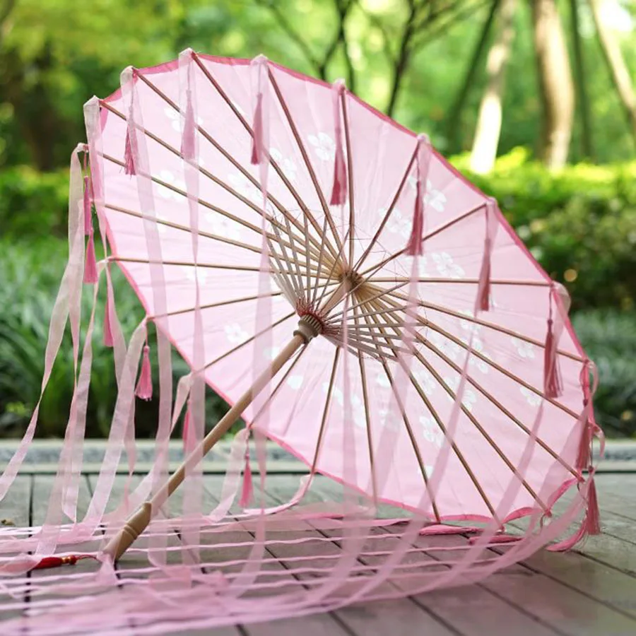 

cosplay Silk Cloth outdoor ribbons tassel photoshoot decoration dome shape black wood Long-Handle Chinese Oilpaper umbrella