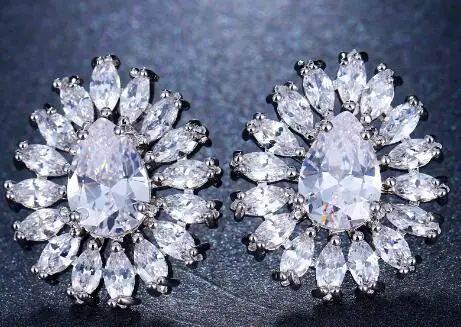 silver Emmaya привлекательные серьги Модные эффектные женские милые кубические циркониевые ослепительные новые модные вечерние цветные серьги-гвоздики - Окраска металла: silver