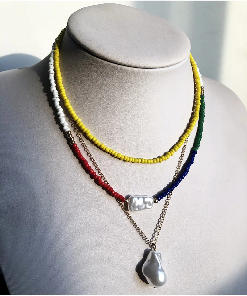 Чокер женский многослойный с рисовыми бусинами цепочка до ключиц ожерелье