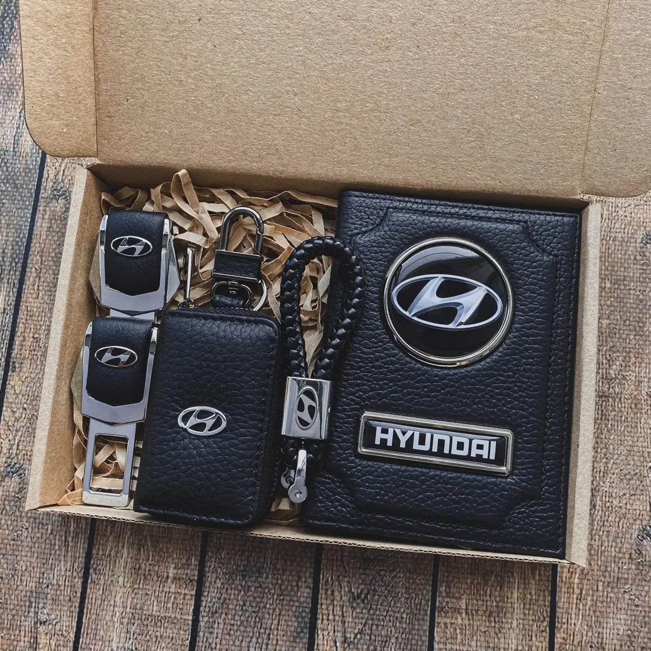 Подарочный набор с логотипом автомобиля Hyundai