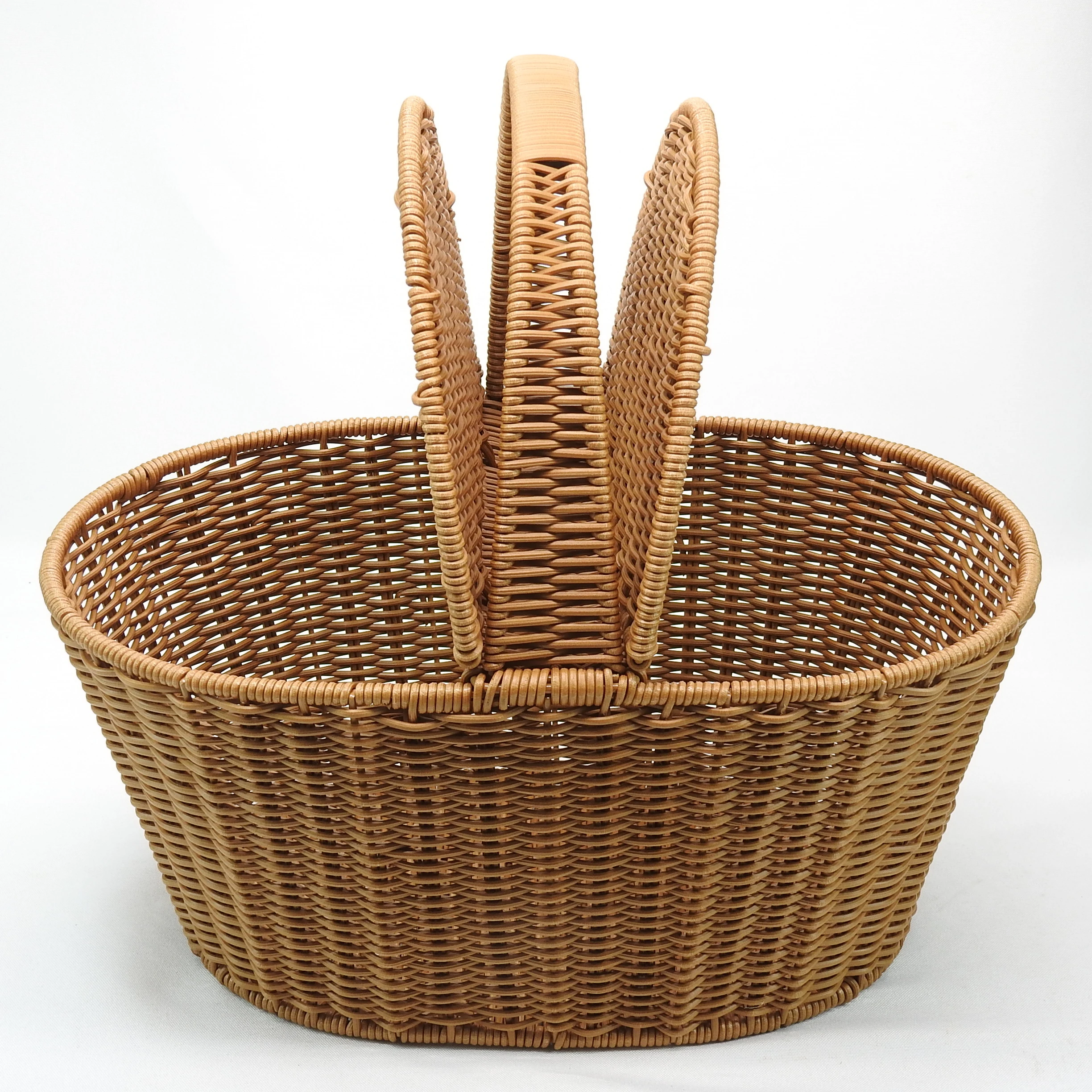 

Rattan Cane Baskets with Covers and Handles for Hotels and Picnic