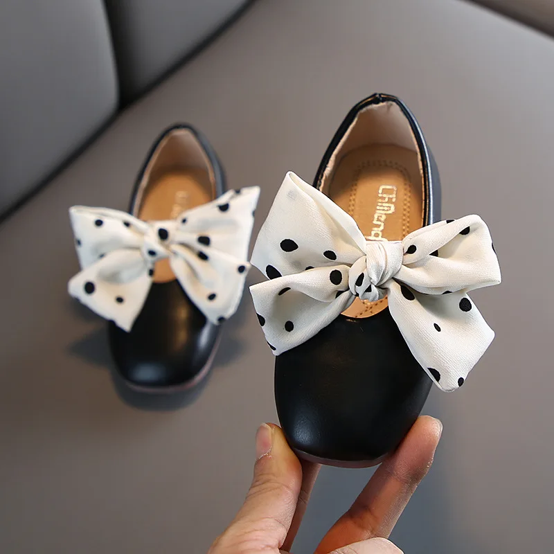 Zapatos de suela blanda de cuero para ni&ntilde;as, zapatillas de princesa con lazo, a la moda, bonitos y Chic, 2022-3