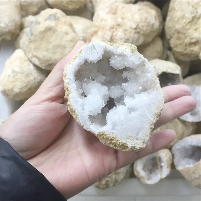 Натуральный Белый Агат фрагмент жеоды кварцевый кристалл минералы