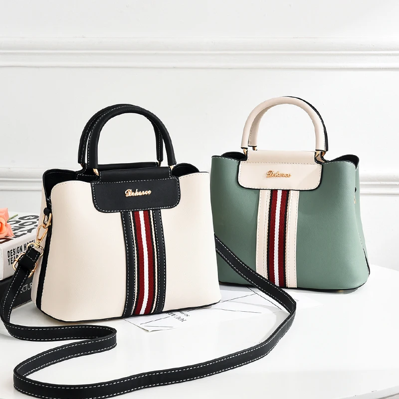 Элегантная женская сумка роскошного бренда кожаная дизайнерская белая через