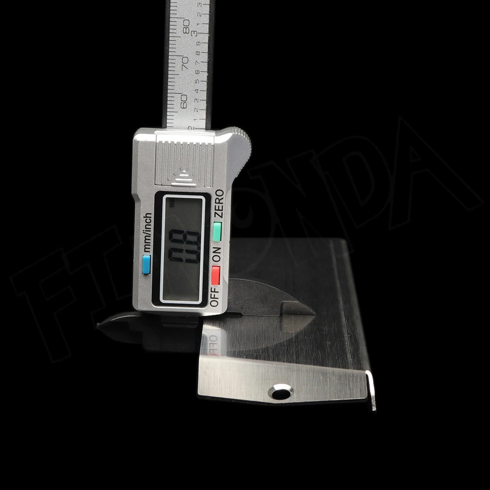 Защитная пластина для переднего и заднего моста E-revo из нержавеющей стали