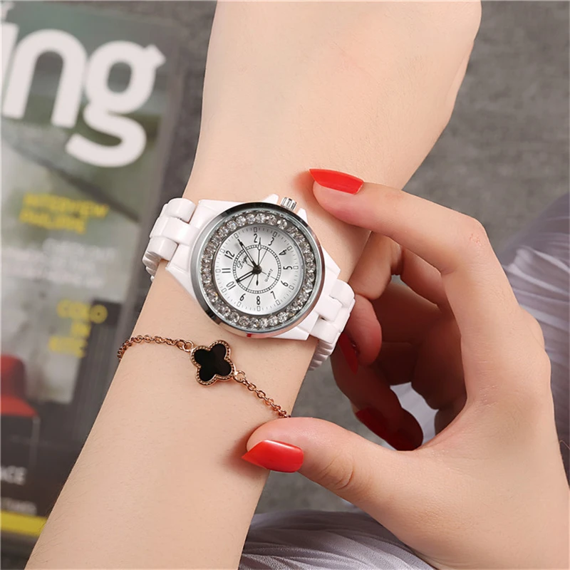 Часы наручные женские кварцевые с керамическим ремешком брендовые модные