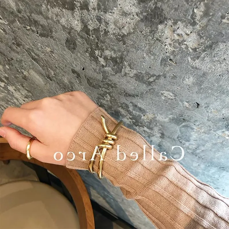 Женские браслеты с витой обмоткой простые позолоченные металлическим покрытием