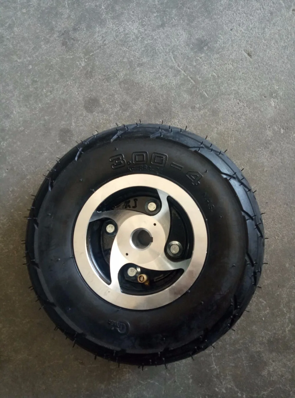 Лучший 3 00 4 Электрический скутер переднее колесо с QIND покрышки сплав обод ступицы