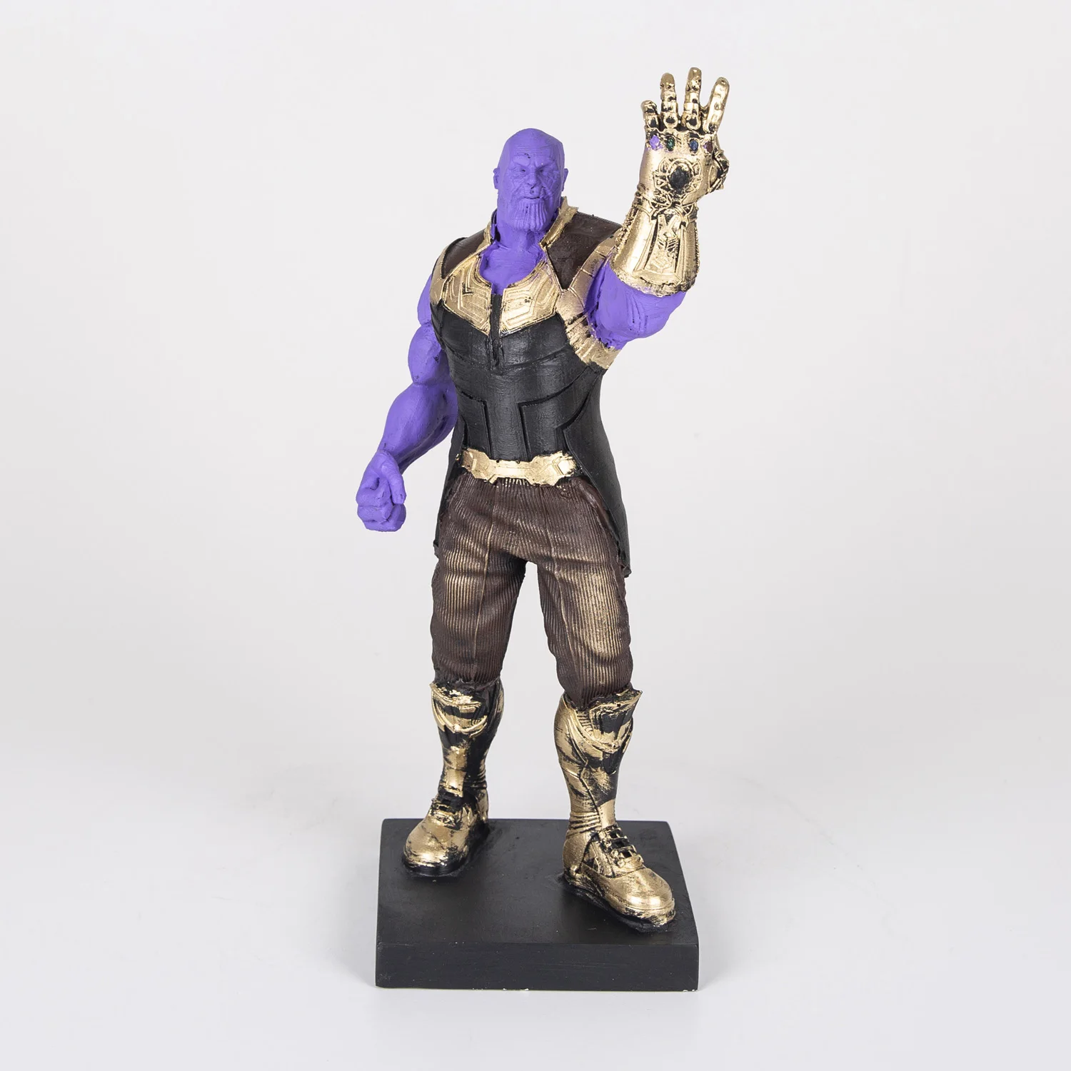 

Верамайя Marvel безделушка танос 34x14 см