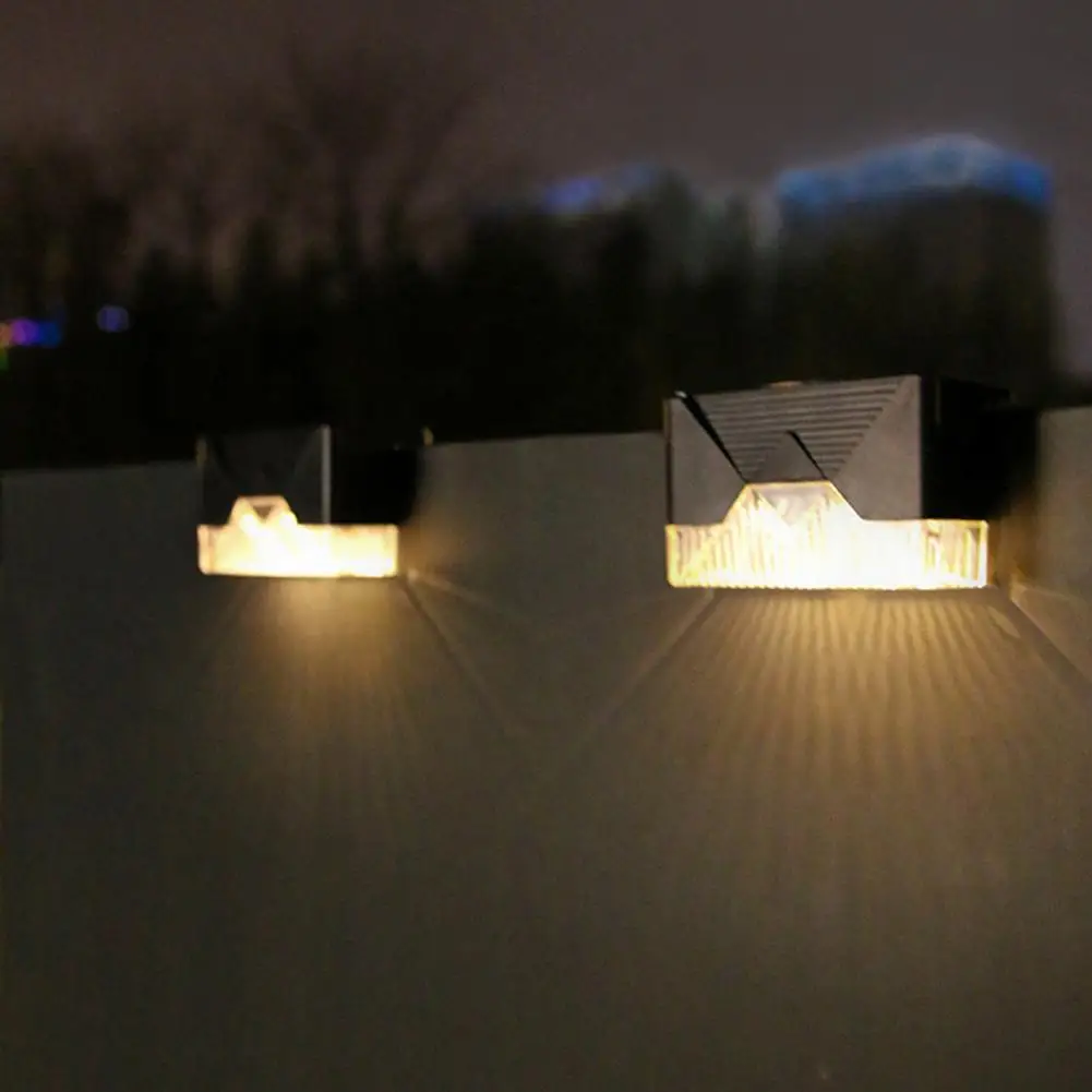 

4Pcs LED Deck Light Waterproof Bright ABS IP65 Dustproof Solar Powered Fence Light for Garden garden decoration outdoor
