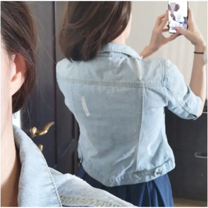 Женская укороченная джинсовая куртка большого размера светильник синий Бомбер