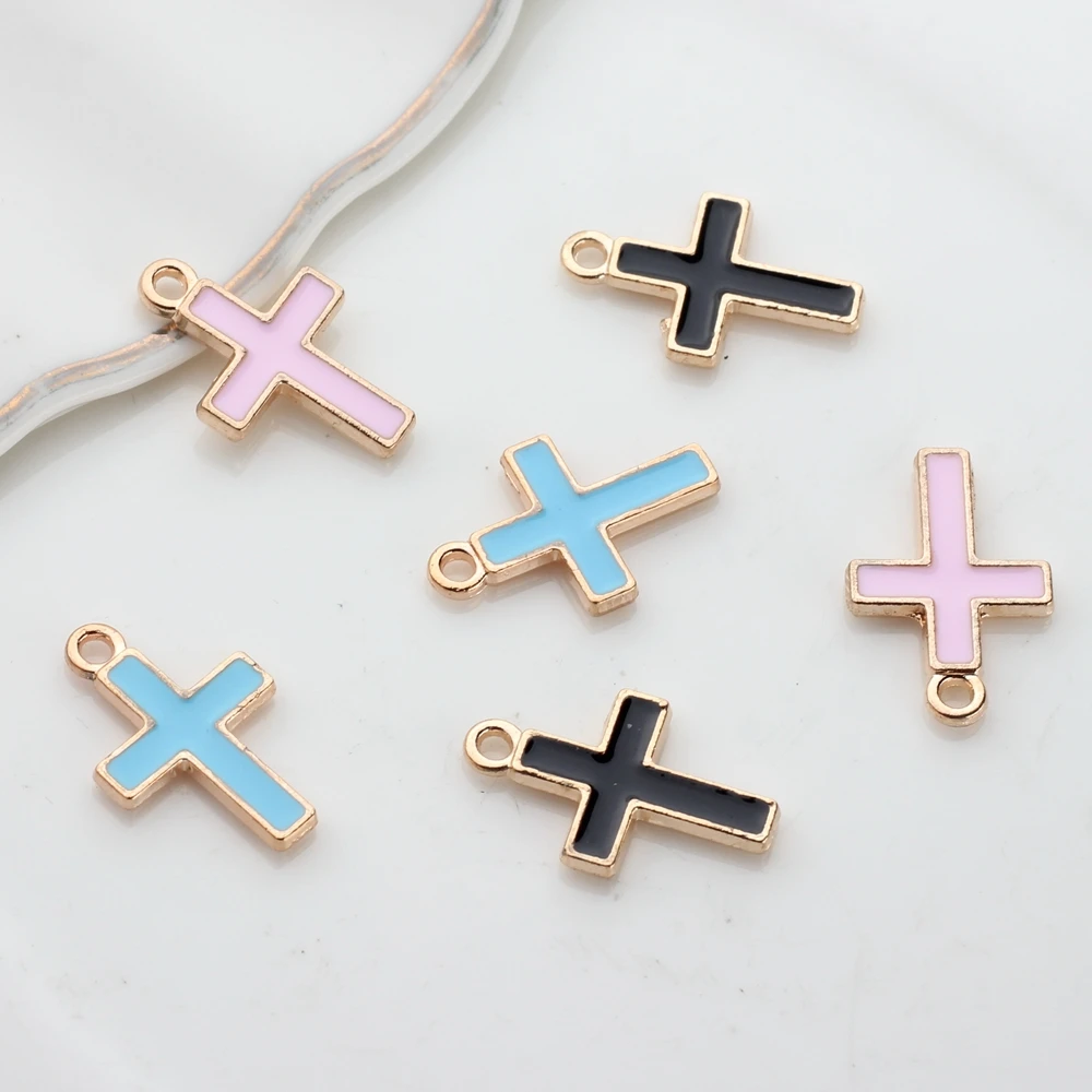 Флагбелвй с коасным крутом и мини крестиками. Мини крестик с камнями серебро. Крест из бирюзы. Крестиком мини. Греческий крест.