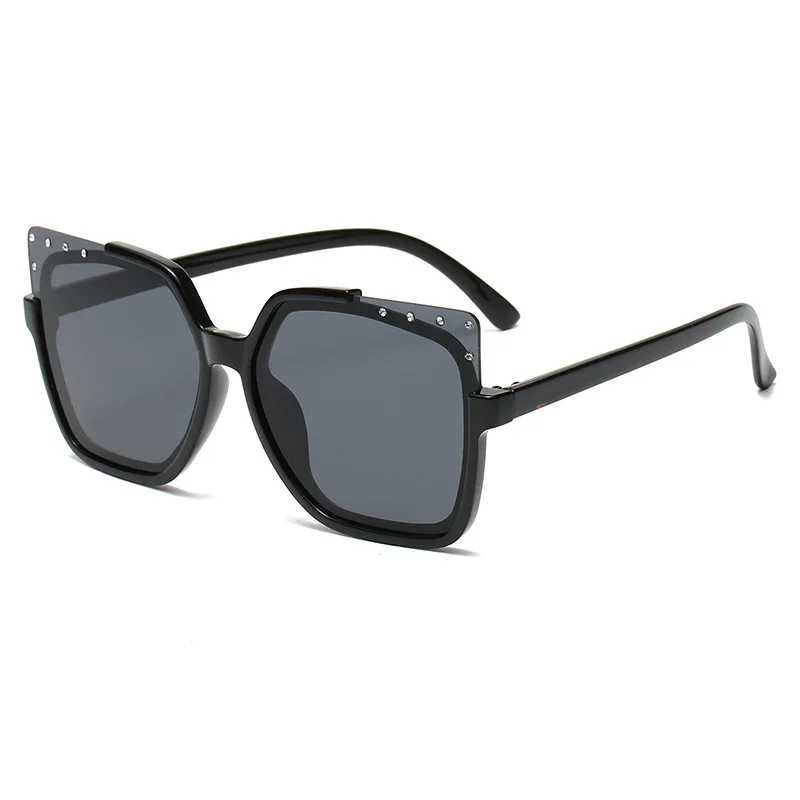 

Ladies Fashion Cat Eye Diamond Sunglasses Trend Large Frame Colorful Sunglasses Women Glasses For Girls
