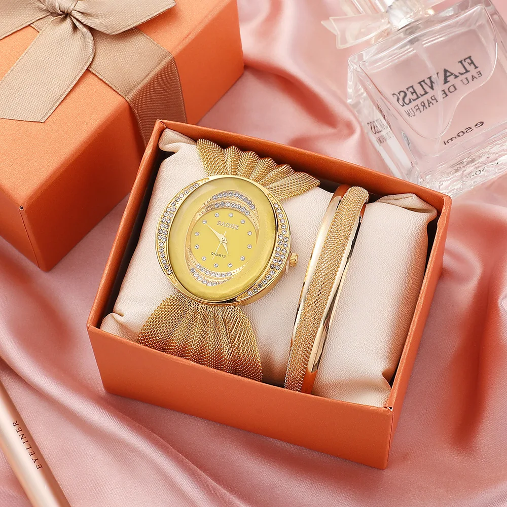 

Fashion New Oval Broadband Ladies Quartz Watch 2 Piece Set Simple Alloy Bracelet Watch Gift Box