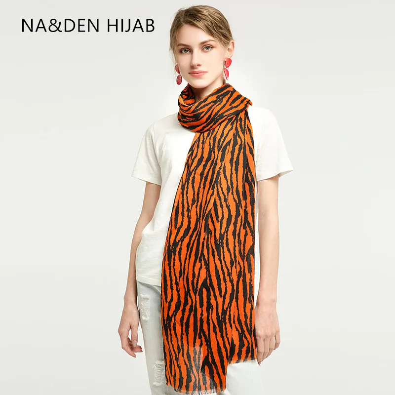 

Zebra pattern scarves Warm scarf Islamic bandana Women's fashion shalws Hi-Q wraps Muslim hijab Multi-Purpose muffler 10pcs/lot