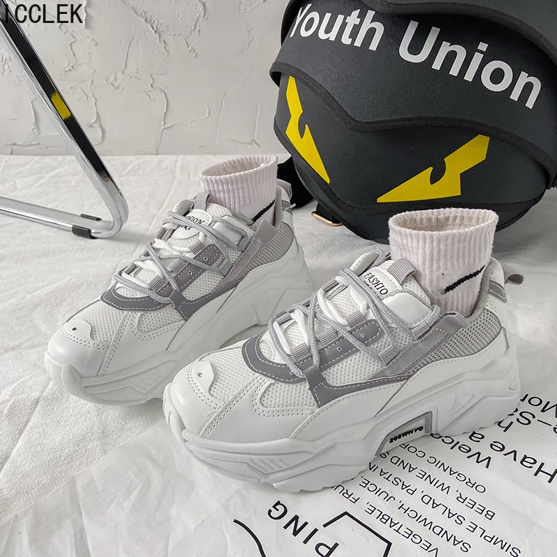 

2022 New INS Sneakers Woman Winter Thick Bottom Ladies Comfort Lace Up Trainers Walking Shoes Women Chunky Sneakers