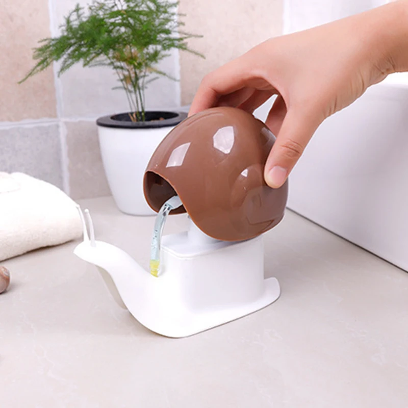 

2021Cartoon Snail Shape Liquid Soap Dispensers Press Push-Type Innovative Storage Box Case Containers for Kitchen Bathroom TS3