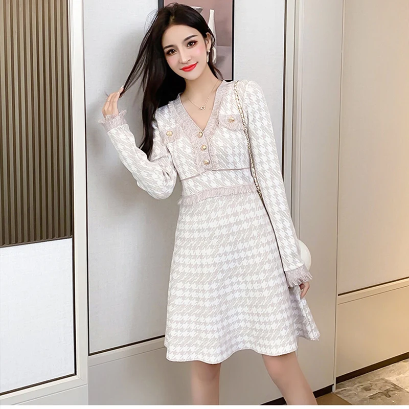 Трикотажное платье с длинным рукавом Осеннее ВОЛНИСТОЕ|Женские платья| |