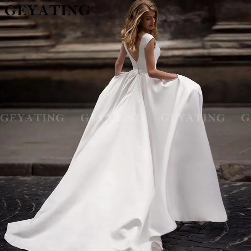 White Satin Wedding Dress Simple A Line Boat Neck Wedding Dress With Pocket Long Train China Wedding Dresses Vestidos de novia