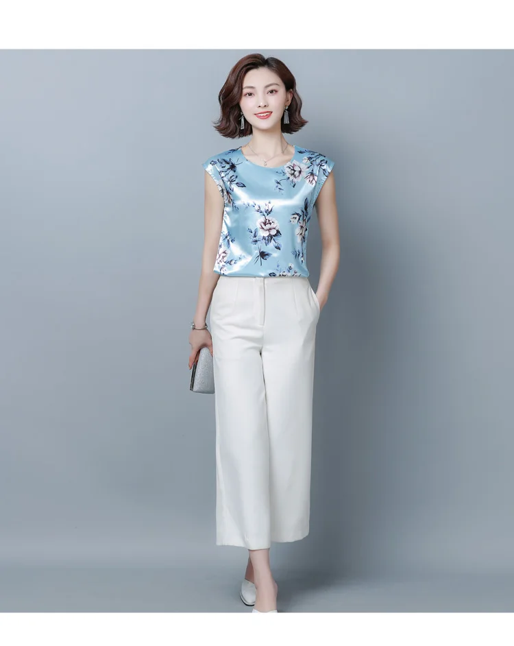 Блузка женская шелковая атласная с рукавами летучая мышь | Женская одежда